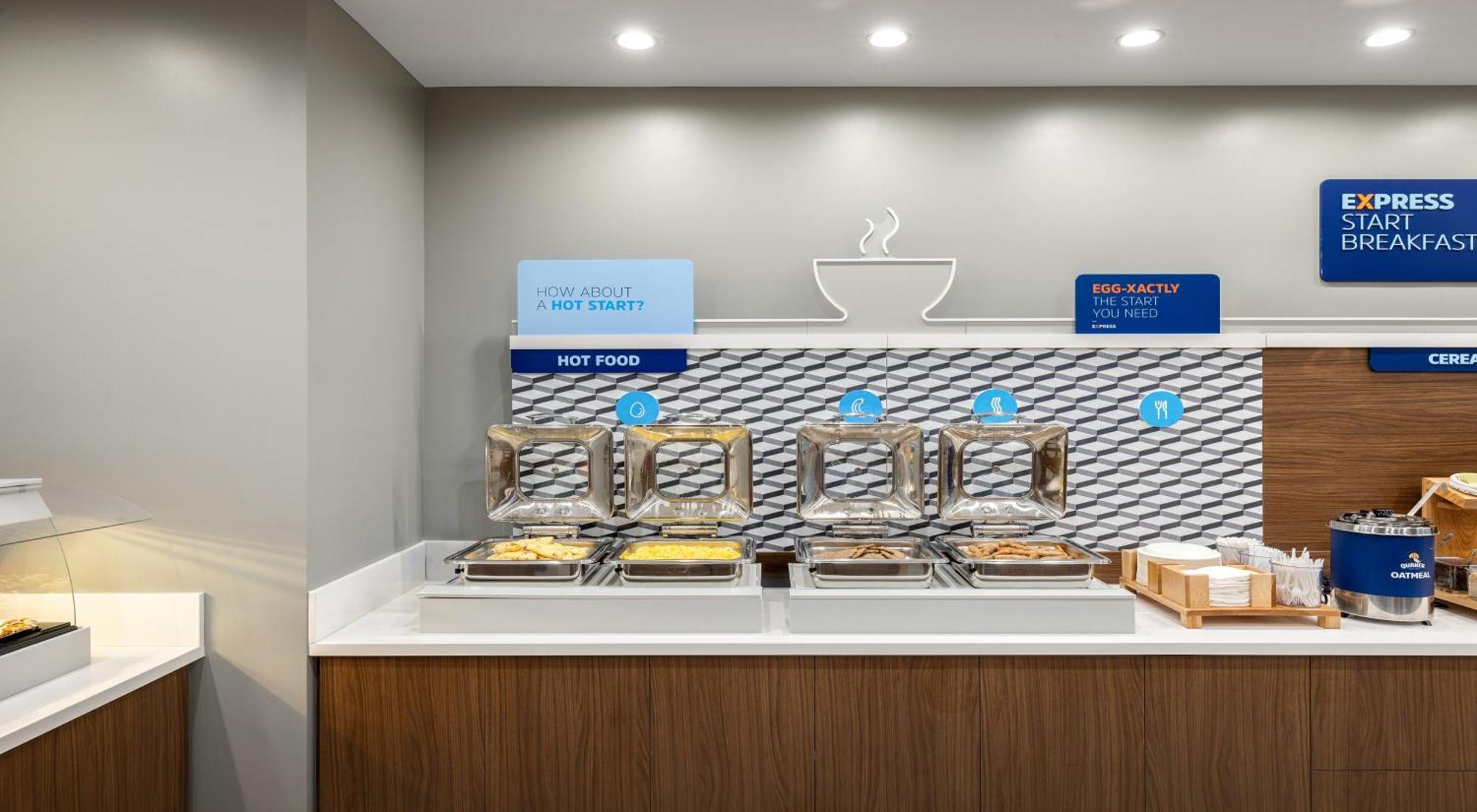 Holiday Inn Express & Suites - Hawaiian Gardens By Ihg ภายนอก รูปภาพ