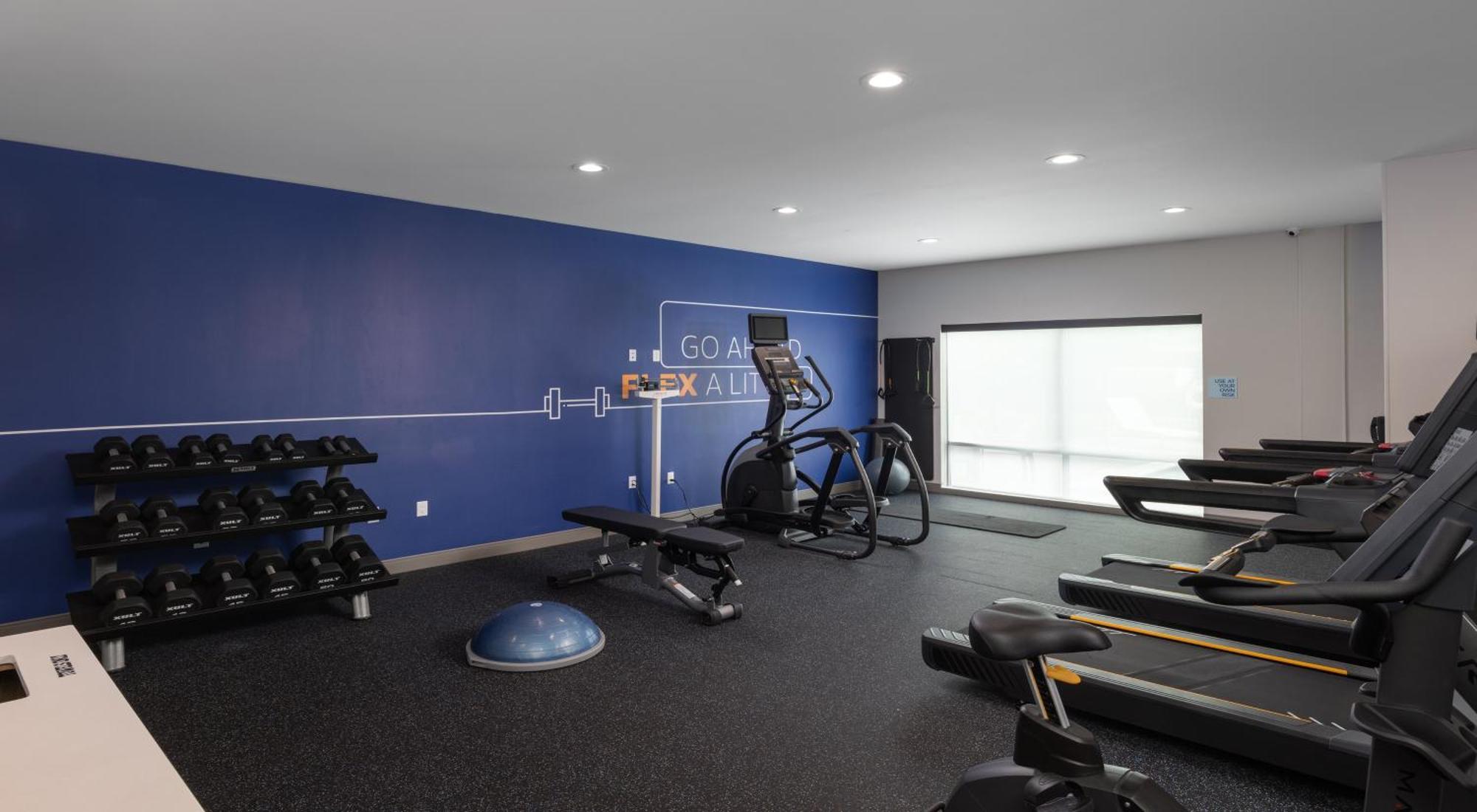 Holiday Inn Express & Suites - Hawaiian Gardens By Ihg ภายนอก รูปภาพ