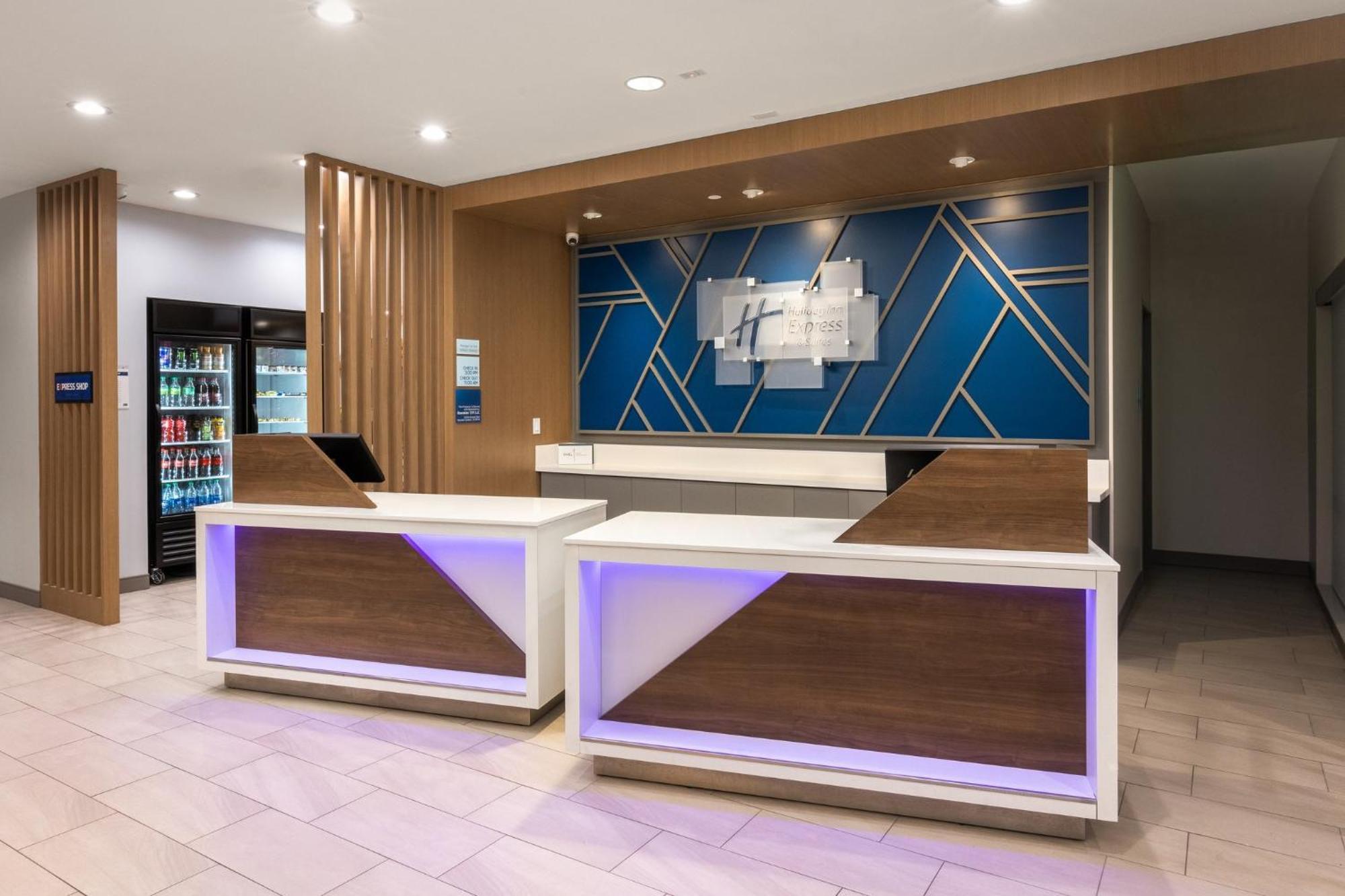 Holiday Inn Express & Suites - Hawaiian Gardens By Ihg ภายนอก รูปภาพ