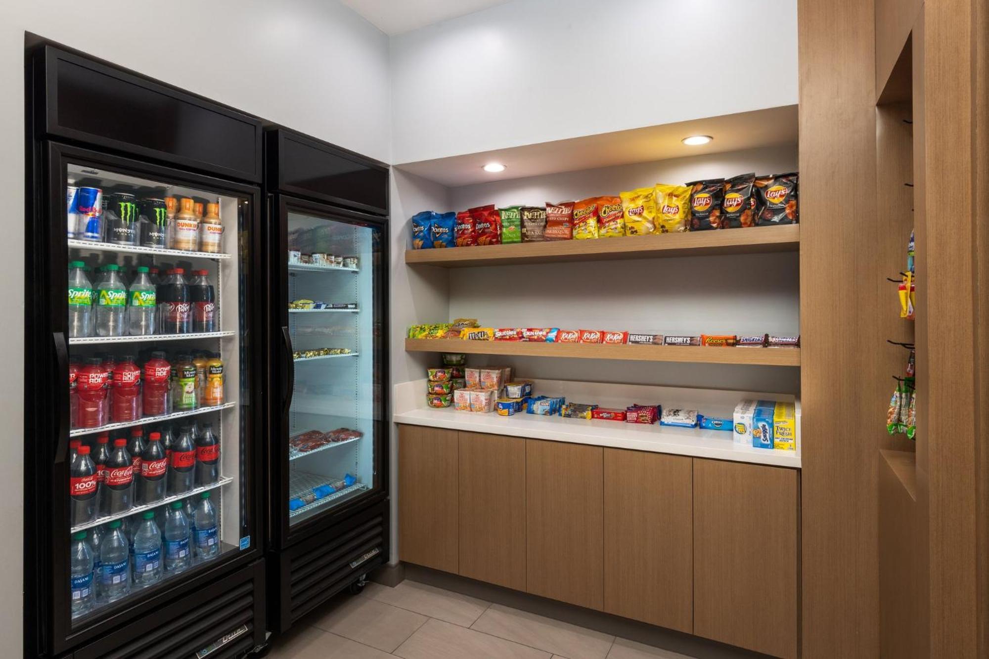 Holiday Inn Express & Suites - Hawaiian Gardens By Ihg ภายนอก รูปภาพ